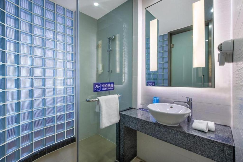 Holiday Inn Express Yangzhou City Center By Ihg Eksteriør billede