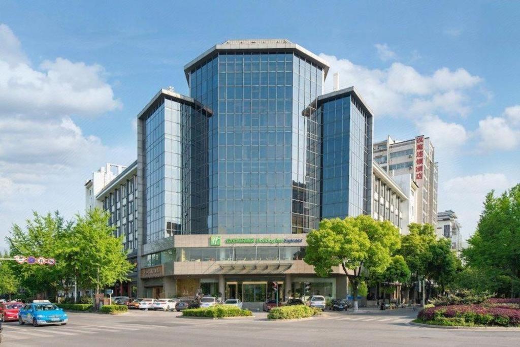 Holiday Inn Express Yangzhou City Center By Ihg Eksteriør billede